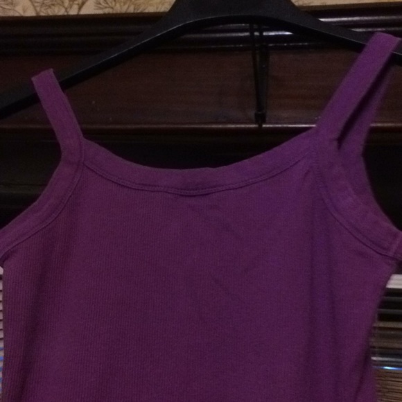 Top - Picture 2 of 3